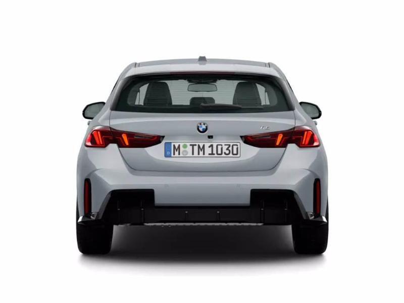 Usata BMW 120 M Sport 163 CV (119 kW) 2025 Brooklyn grey metallic Utilitaria