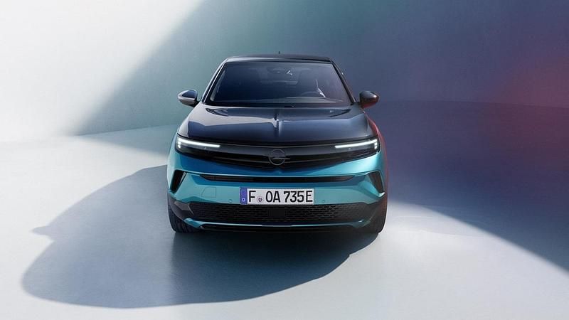 Nuova Opel Mokka 136 CV (100 kW) 2025 Arktis white SUV