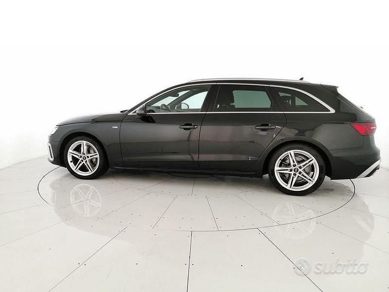 Usata Audi A4 S-Line 2024 Nero Station wagon