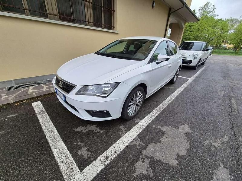 Usata Seat Leon Reference 86 CV (63 kW) 2017 Berlina