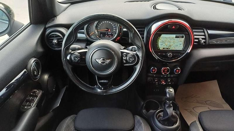 Usata Mini Cooper D Hype 116 CV (85 kW) 2017 Grigio Utilitaria