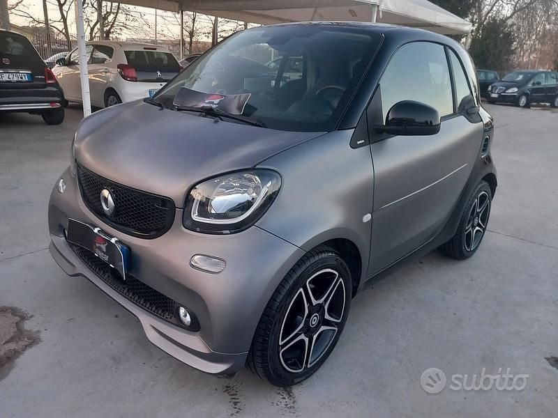Grigio Usata 2019 Smart ForTwo Coupé Superpassion Coupé | 13.700 € (Buon prezzo) - Immagine 1/4