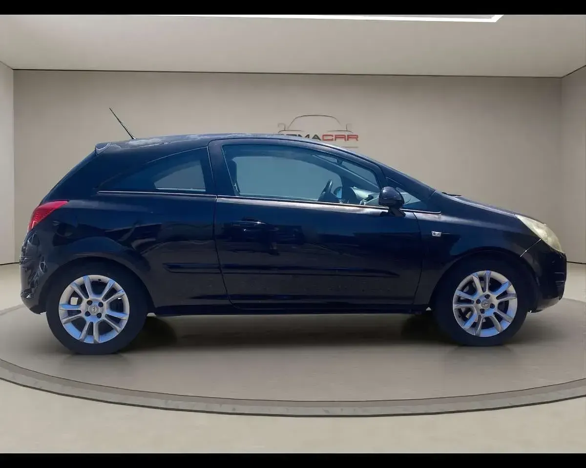 Usata Opel Corsa Sport 90 CV (66 kW) 2008 Nero Utilitaria