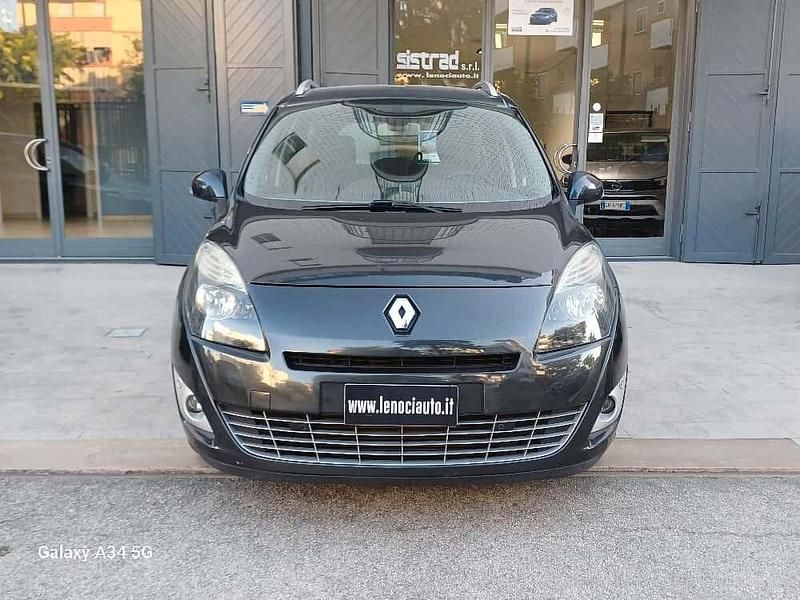 Usata Renault Scénic III Dynamique 110 CV (80 kW) 2011 Nero Monovolume