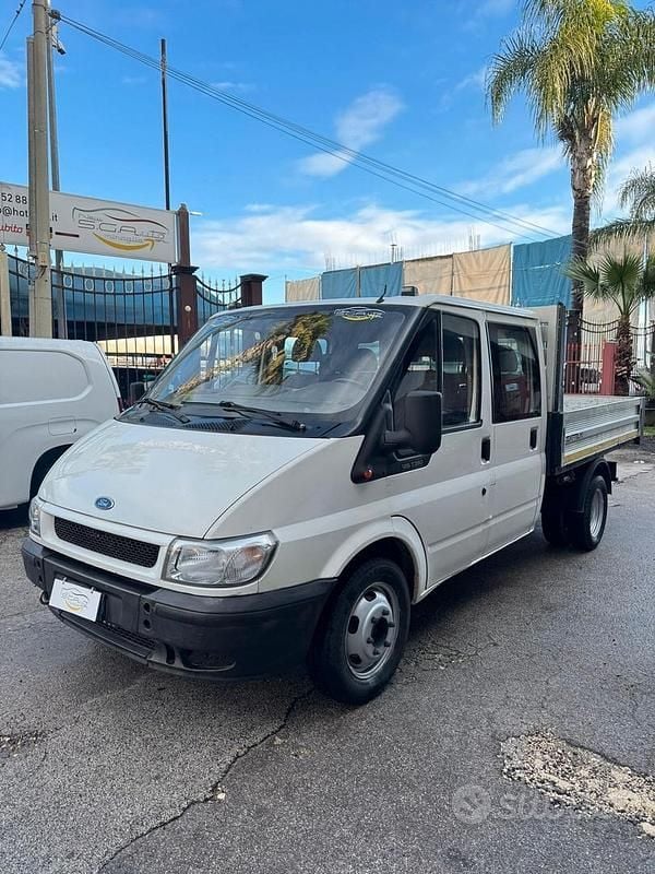Usata Ford Transit 125 CV (91 kW) 2002 Bianco Berlina