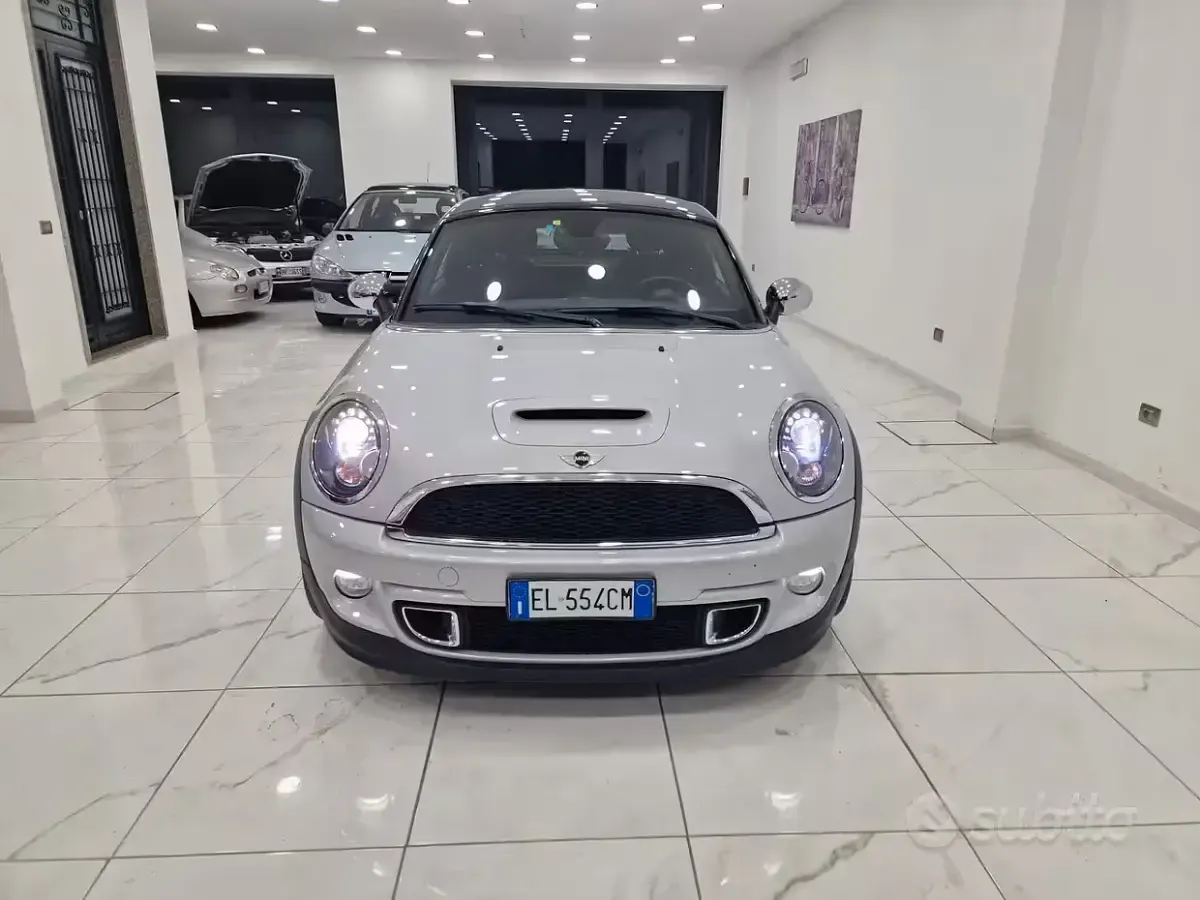 Usata Mini Cooper SD Coupé 143 CV (105 kW) 2012 Grigio Coupé