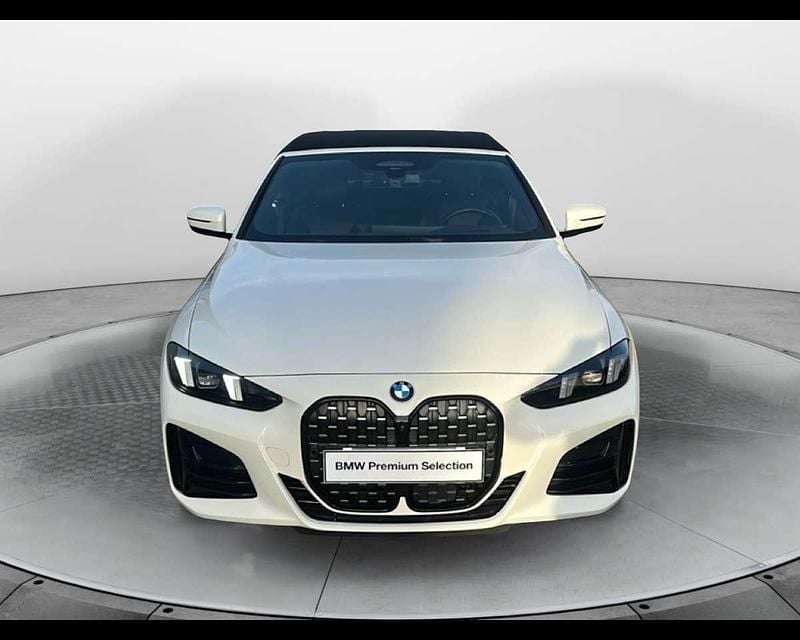 Usata BMW 420 M Sport 190 CV (139 kW) 2025 Grigio Cabrio