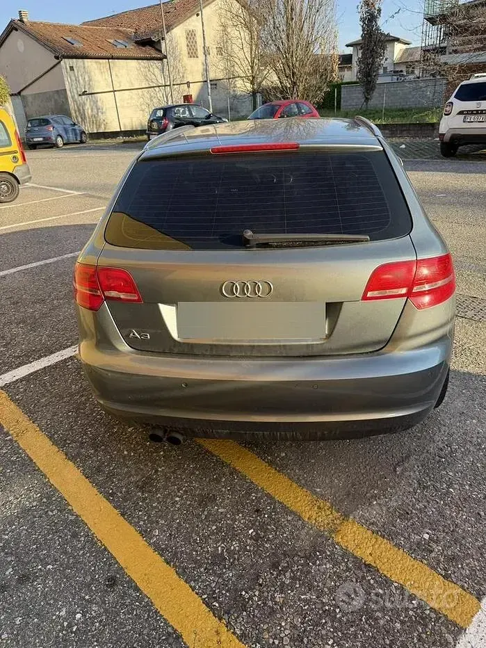 Usata Audi A3 105 CV (77 kW) 2009 Grigio Utilitaria