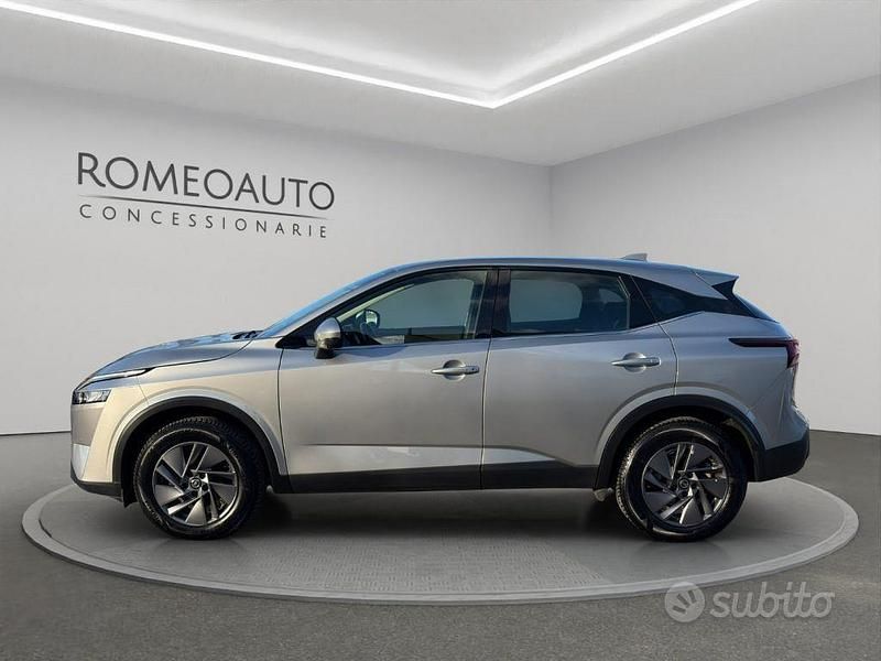 Usata Nissan Qashqai 158 CV (116 kW) 2022 Grigio metallizzato SUV