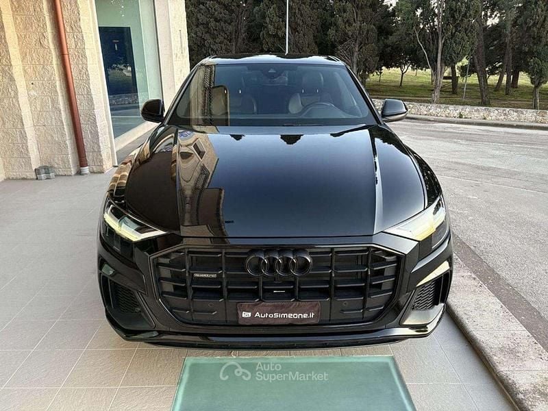 Usata Audi Q8 S-line plus 286 CV (210 kW) 2022 Nero SUV