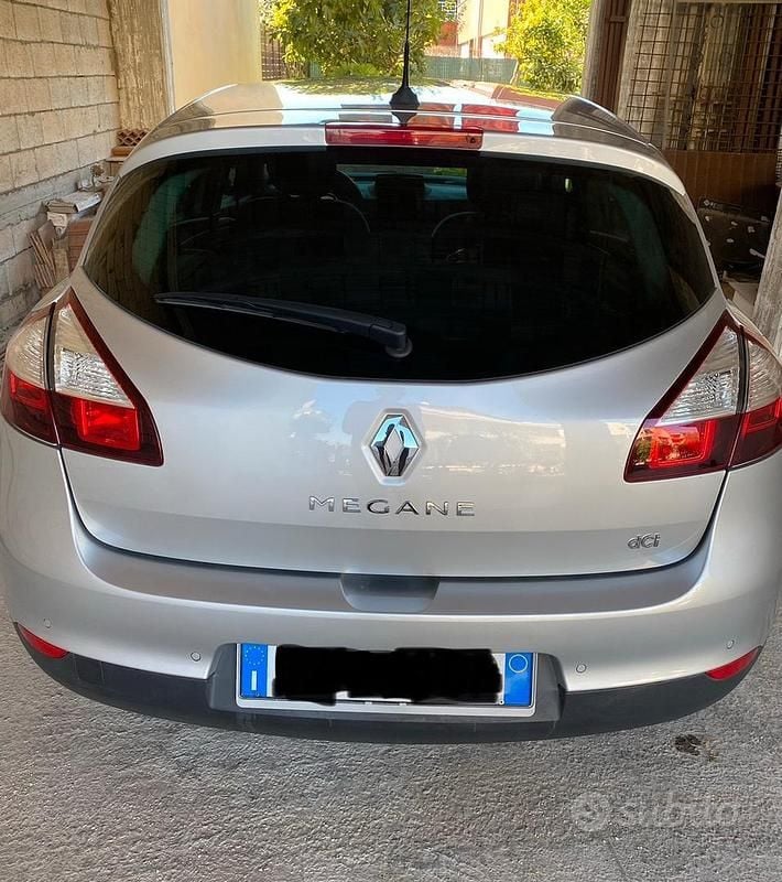 Usata Renault Mégane 110 CV (80 kW) 2015 Grigio Berlina