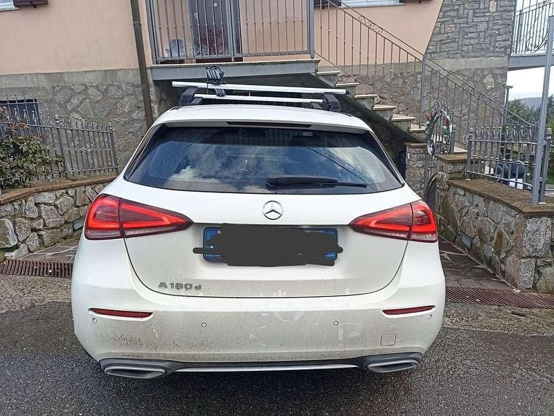 Usata Mercedes A180 116 CV (85 kW) 2019 Bianco Berlina
