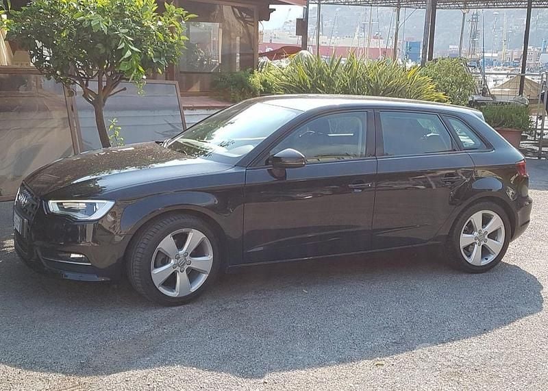 Usata Audi A3 Ambition 105 CV (77 kW) 2013 Nero Berlina