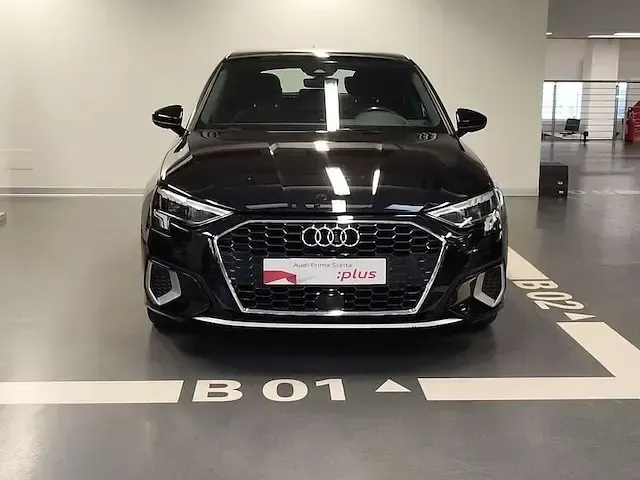 Usata Audi A3 Sportback g-tron Advanced Plus 131 CV (96 kW) 2022 Nero mythos metallizzato Utilitaria