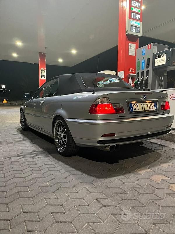 Usata BMW 330 Cabriolet 231 CV (169 kW) 2001 Grigio Cabrio