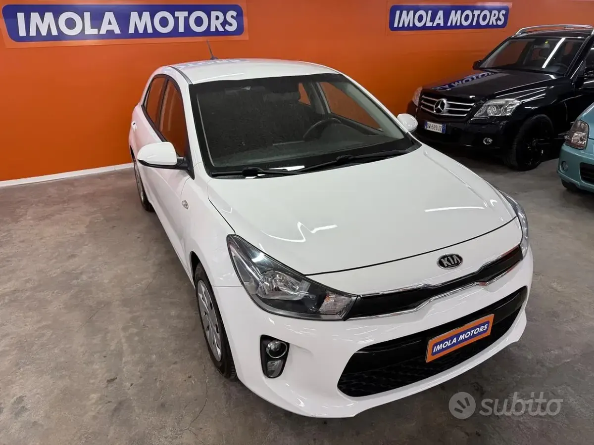 Usata Kia Rio Active 82 CV (60 kW) 2018 Bianco Berlina