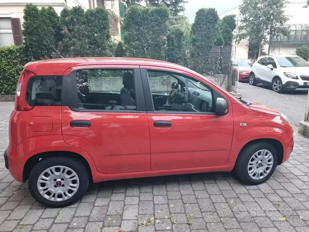 Usata Fiat Panda 69 CV (50 kW) 2017 Rosso Utilitaria