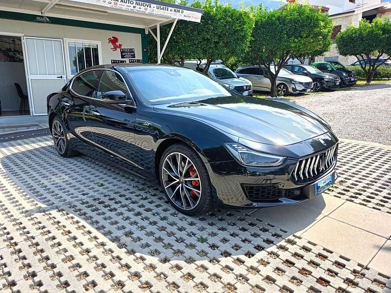 Usata Maserati Ghibli GT 330 CV (242 kW) 2022 Nero Berlina