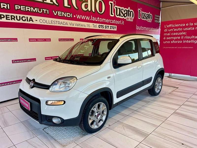 Bianco pastello Usata 2014 Fiat Panda 4x4 S Due volumi | 9900 € (Cara) - Immagine 1/4