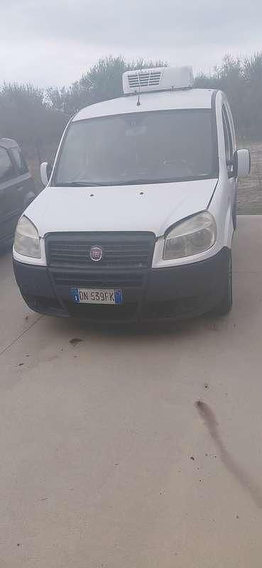 Usata Fiat Doblò Active 105 CV (77 kW) 2008 Bianco Monovolume