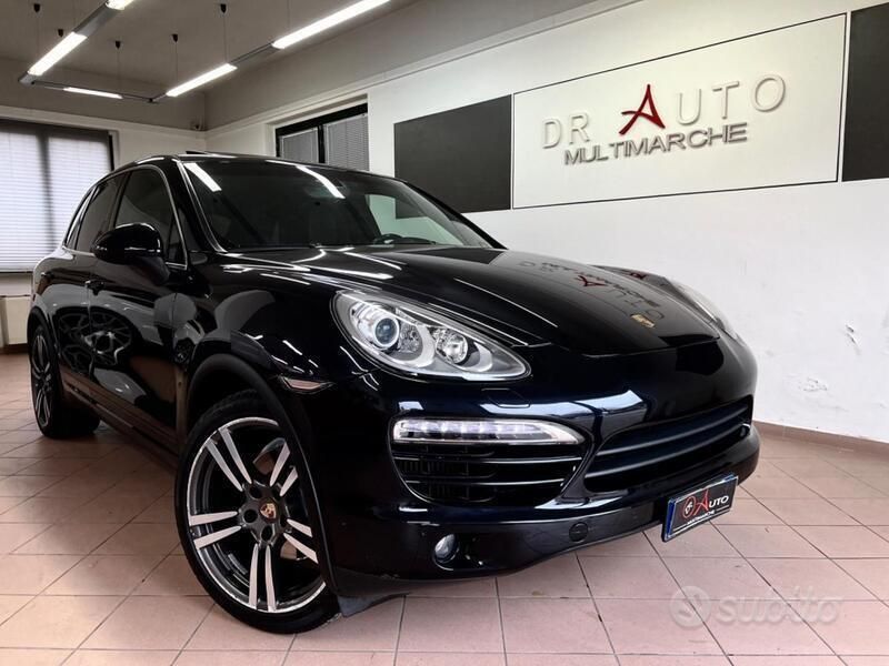 Nero Usata 2013 Porsche Cayenne SUV | 24.800 € (Buon prezzo) - Immagine 1/4