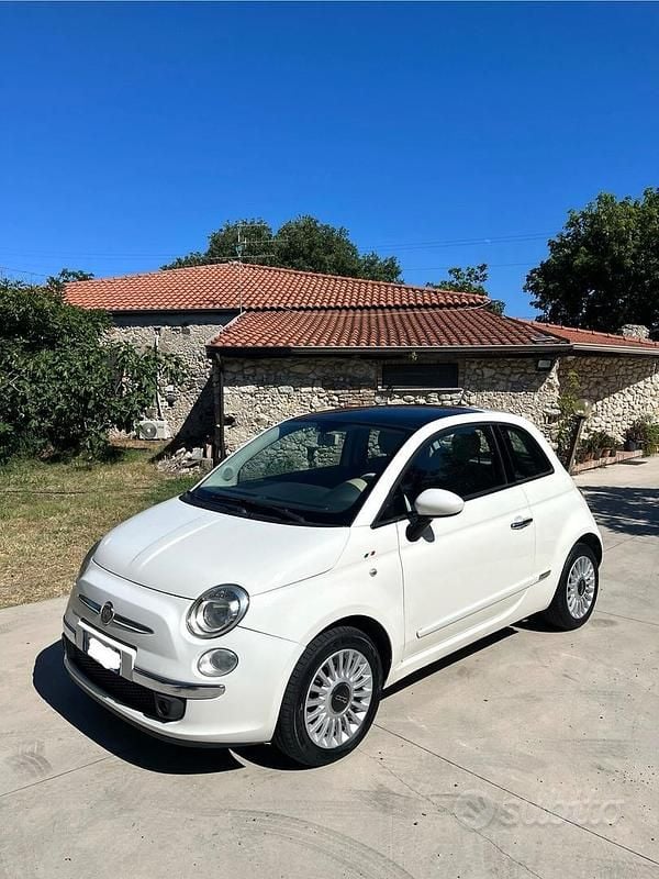 Usata 2008 Fiat 500 Lounge Tre volumi | 5949 € (Buon prezzo) - Immagine 1/4
