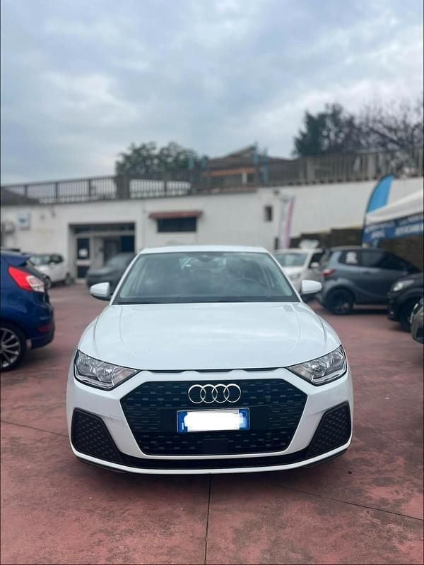 Usata Audi A1 Ambiente 116 CV (85 kW) 2020 Bianco SUV