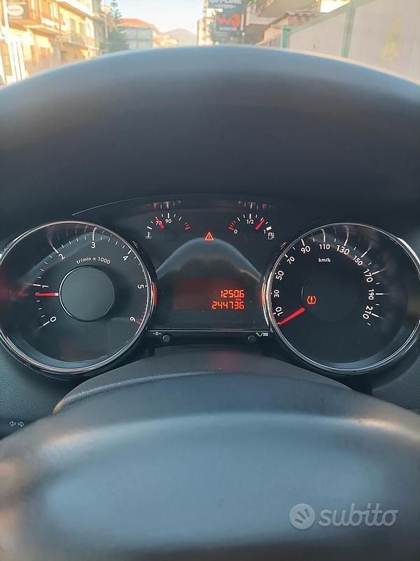 Usata Peugeot 5008 2015 Monovolume