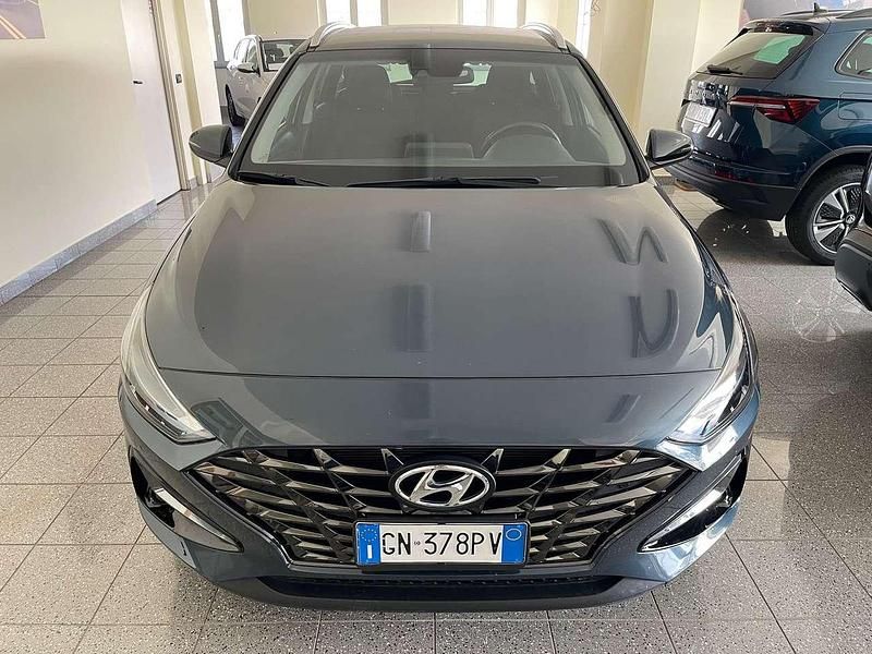 Usata Hyundai i30 Prime 120 CV (88 kW) 2023 Verde salvia Station wagon