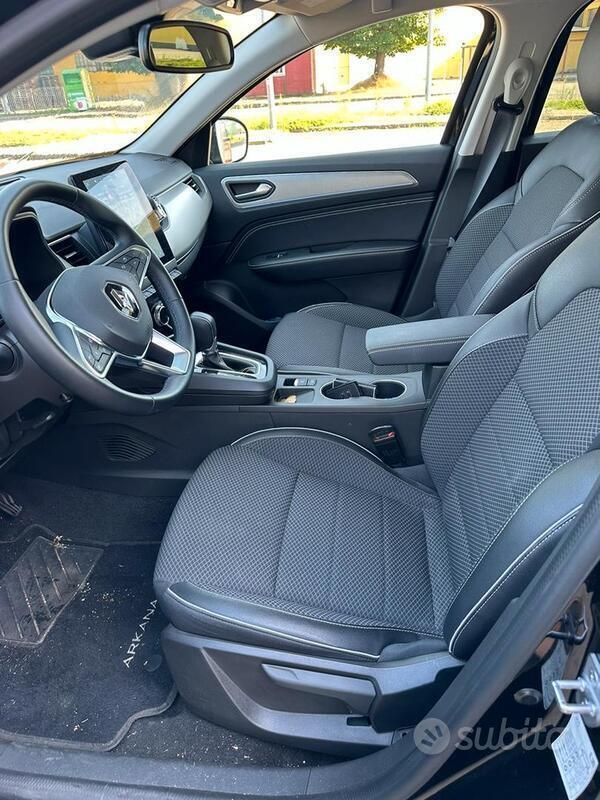 Usata Renault Arkana 145 CV (106 kW) 2023 Nero SUV
