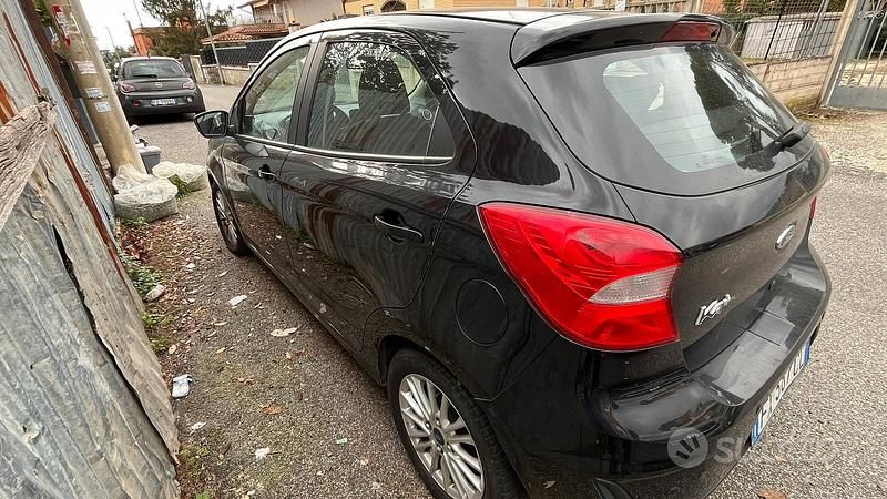 Occasion Ford Ka Plus Active 95 ch (69 kW) 2019 Noir Citadine