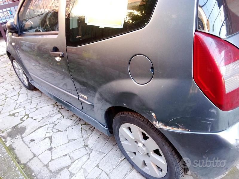 Usata Citroën C2 68 CV (50 kW) 2007 Grigio Utilitaria