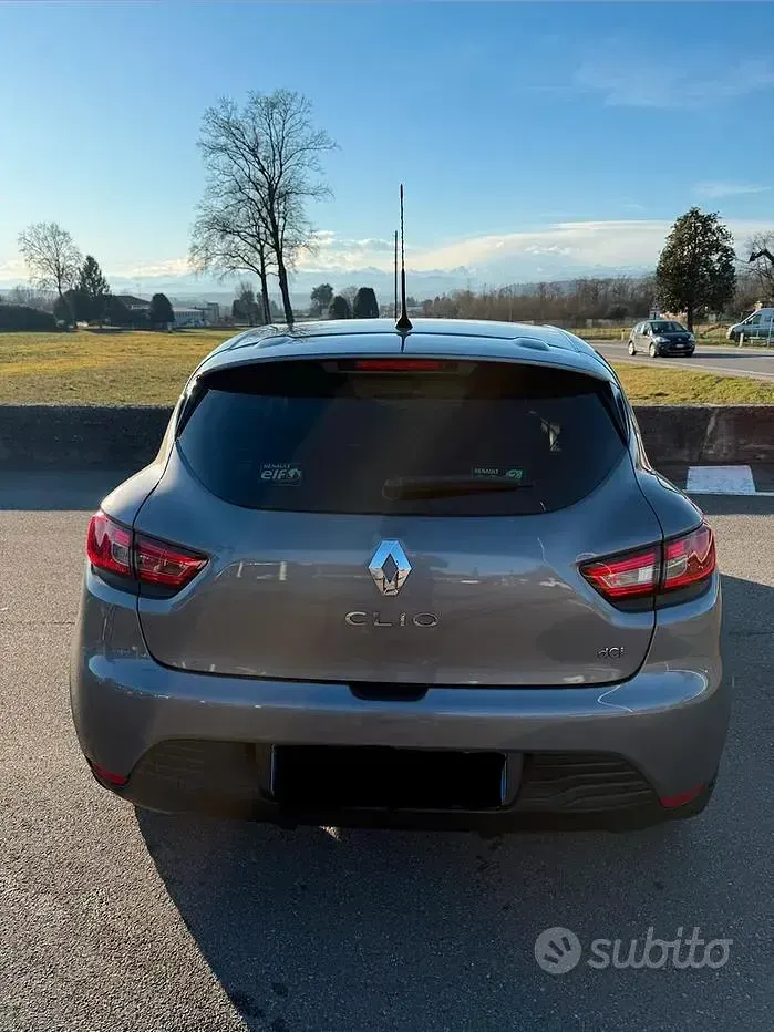 Usata Renault Clio IV 75 CV (55 kW) 2014 Grigio Berlina