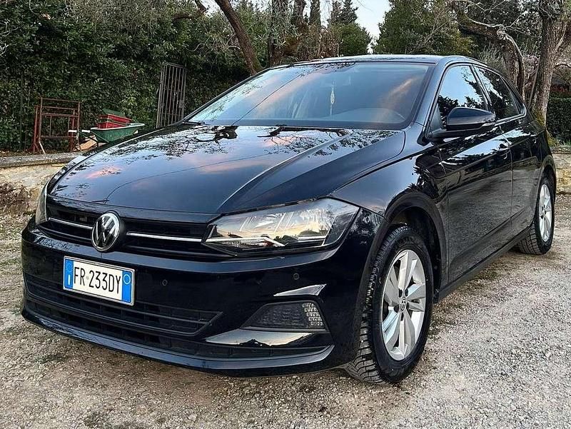 Usata VW Polo Comfortline 80 CV (58 kW) 2018 Nero Utilitaria