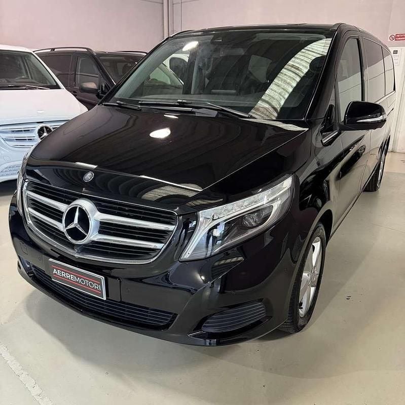 Usata Mercedes V250 Premium 190 CV (139 kW) 2016 Nero ossidiana Monovolume