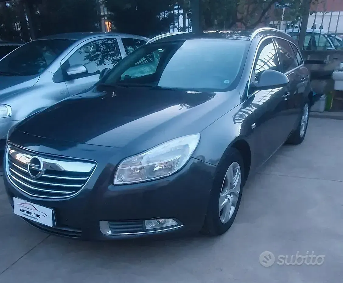 Usata Opel Insignia Cosmo 131 CV (96 kW) 2011 Grigio Station wagon