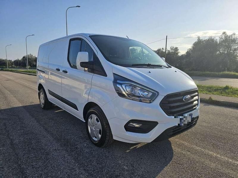 Usata Ford Transit Custom Trend 131 CV (96 kW) 2023 Bianco Furgone