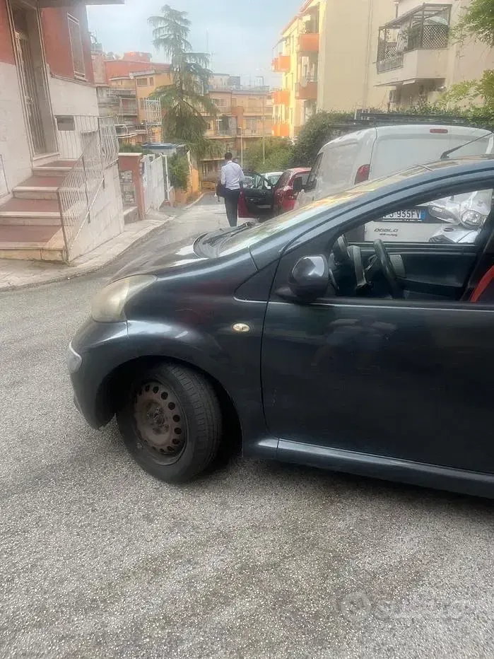 Usata Toyota Aygo 68 CV (50 kW) 2005 Utilitaria