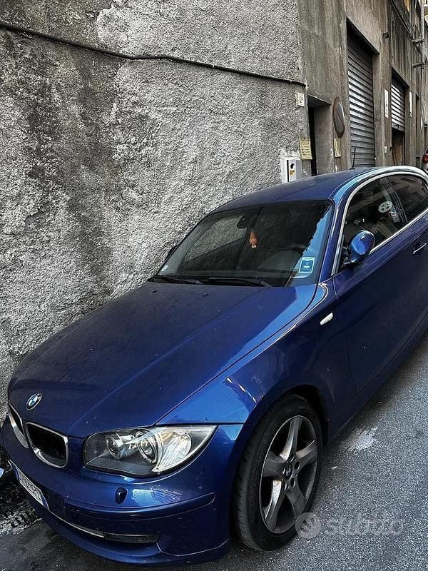 Usata BMW 120 2007 Blu Utilitaria