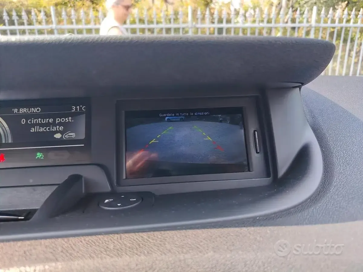 Usata Renault Scénic III Bose Edition 131 CV (96 kW) 2013 Grigio Monovolume