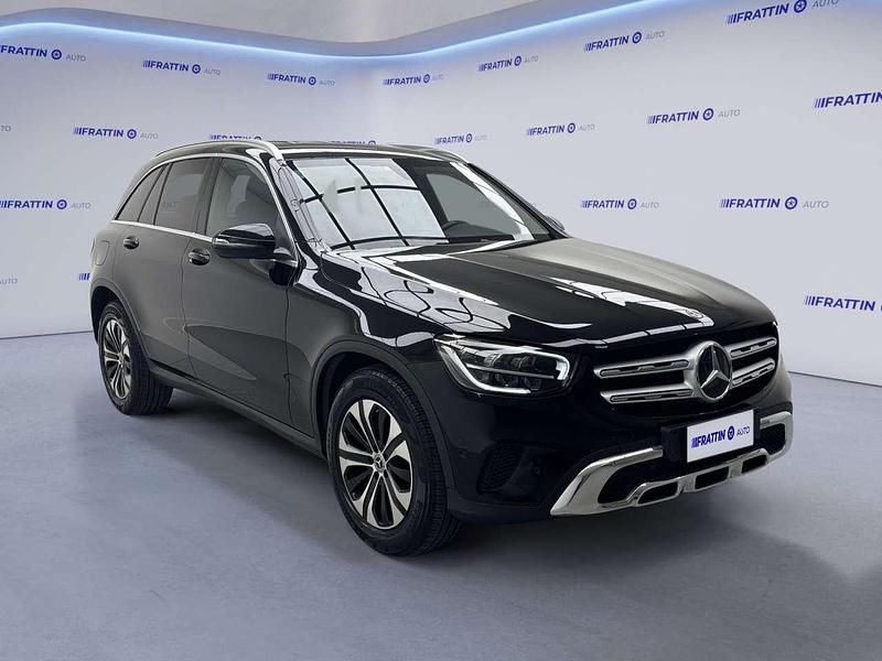 Usata Mercedes GLC200 Business 163 CV (119 kW) 2021 Nero SUV