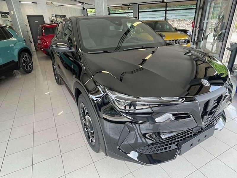 Nuova Alfa Romeo GT Junior Edizione Speciale 145 CV (106 kW) 2026 Nero Berlina