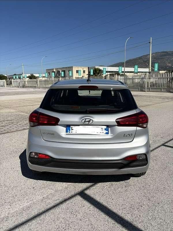 Occasion Hyundai i20 Blackline 75 ch (55 kW) 2018 Citadine