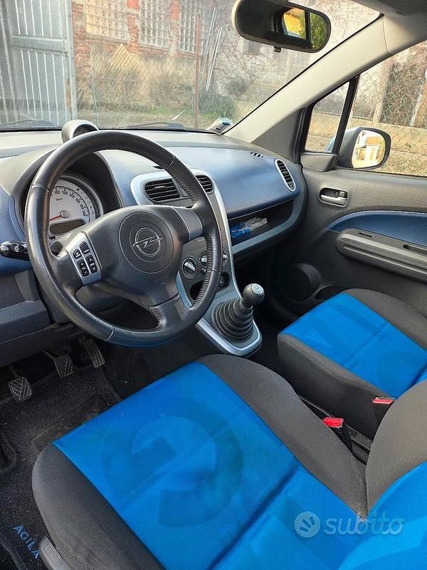 Usata Opel Agila Enjoy 86 CV (63 kW) 2008 Blu Utilitaria