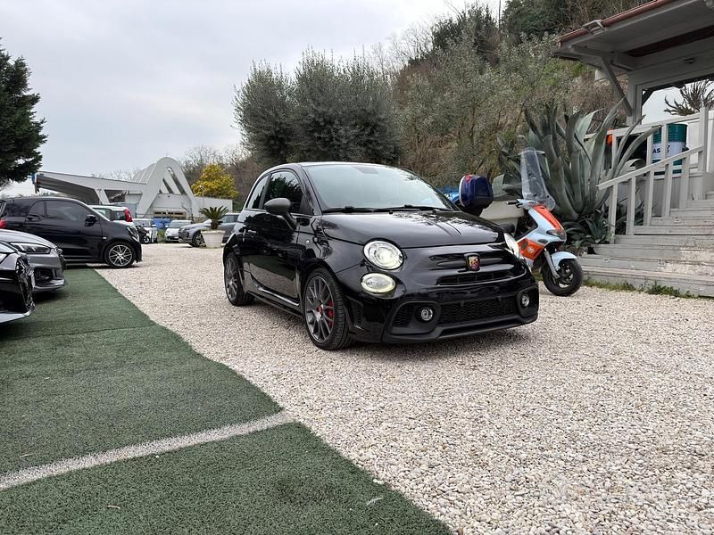 Usata Abarth 595 Competizione 180 CV (132 kW) 2021 Nero Utilitaria