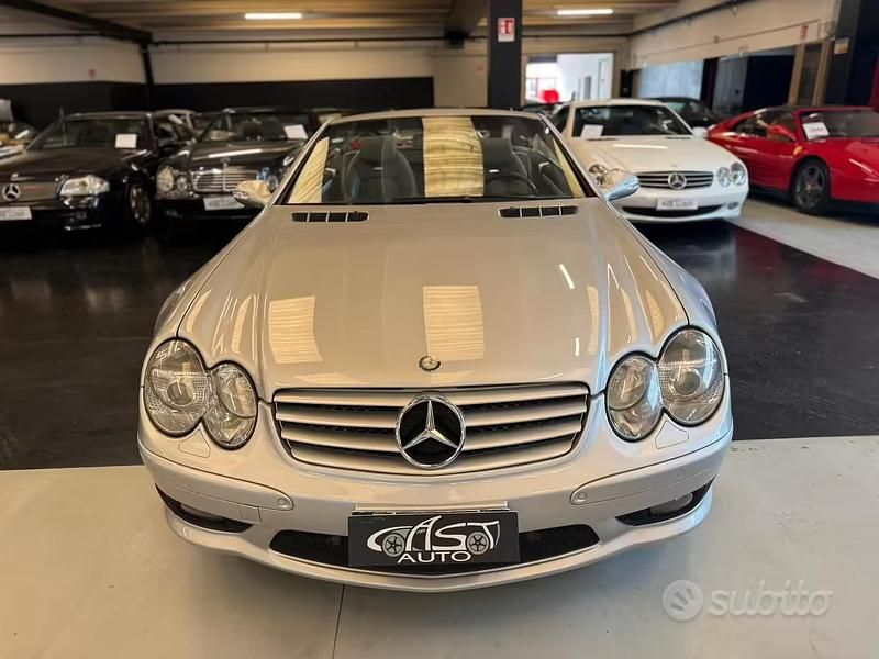 Usata Mercedes SL55 AMG AMG 476 CV (350 kW) 2002 Grigio Cabrio