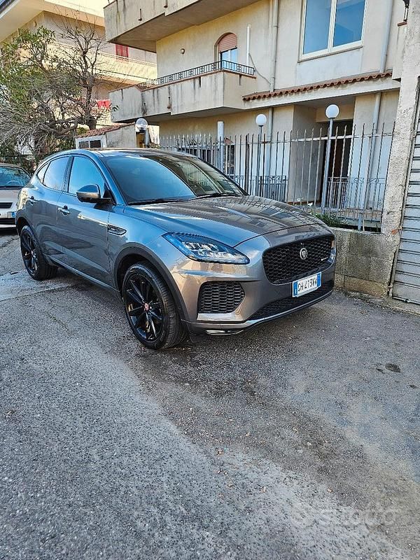 Usata Jaguar E-Pace R-Dynamic 200 CV (147 kW) 2019 Grigio SUV