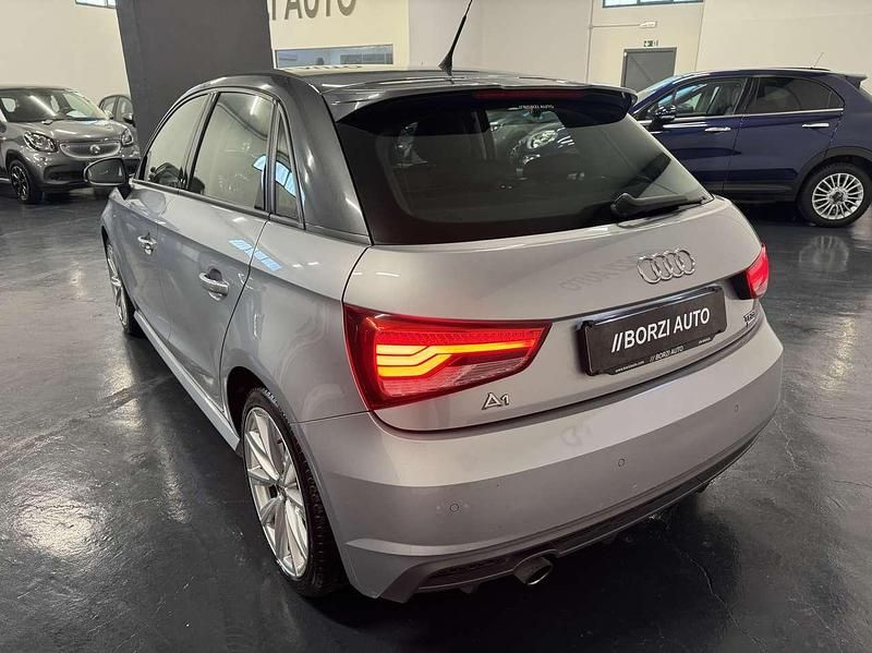 Usata Audi A1 Sportback Ambiente 95 CV (69 kW) 2018 Argento Utilitaria