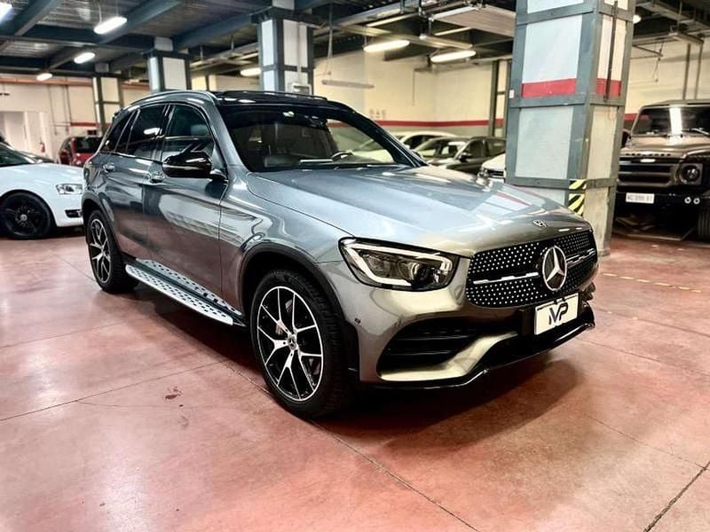 Usata Mercedes GLC300 Premium 245 CV (180 kW) 2020 Grigio SUV