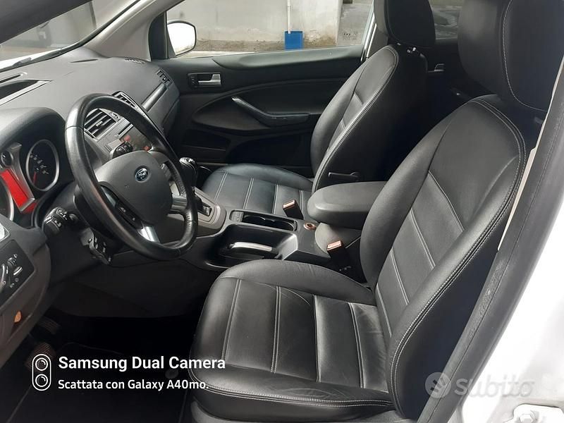 Usata Ford Kuga Titanium 163 CV (119 kW) 2013 Bianco SUV